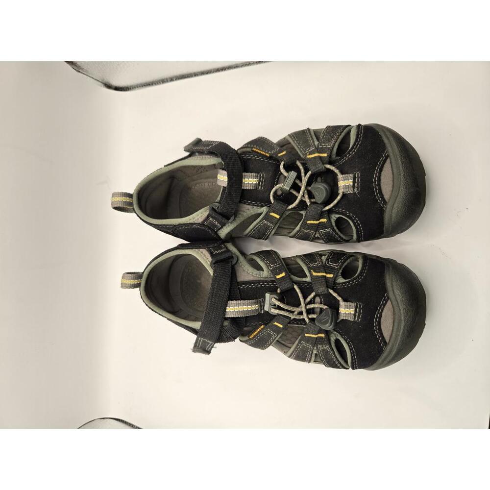 KEEN kid's Water Sandals shoes  size 3